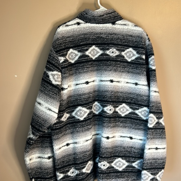 Wrangler Men’s Lined Western Sherpa Heavyweight Black/Cream Pullover. Size Large - Picture 3 of 13